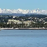 Lägenhet Marina